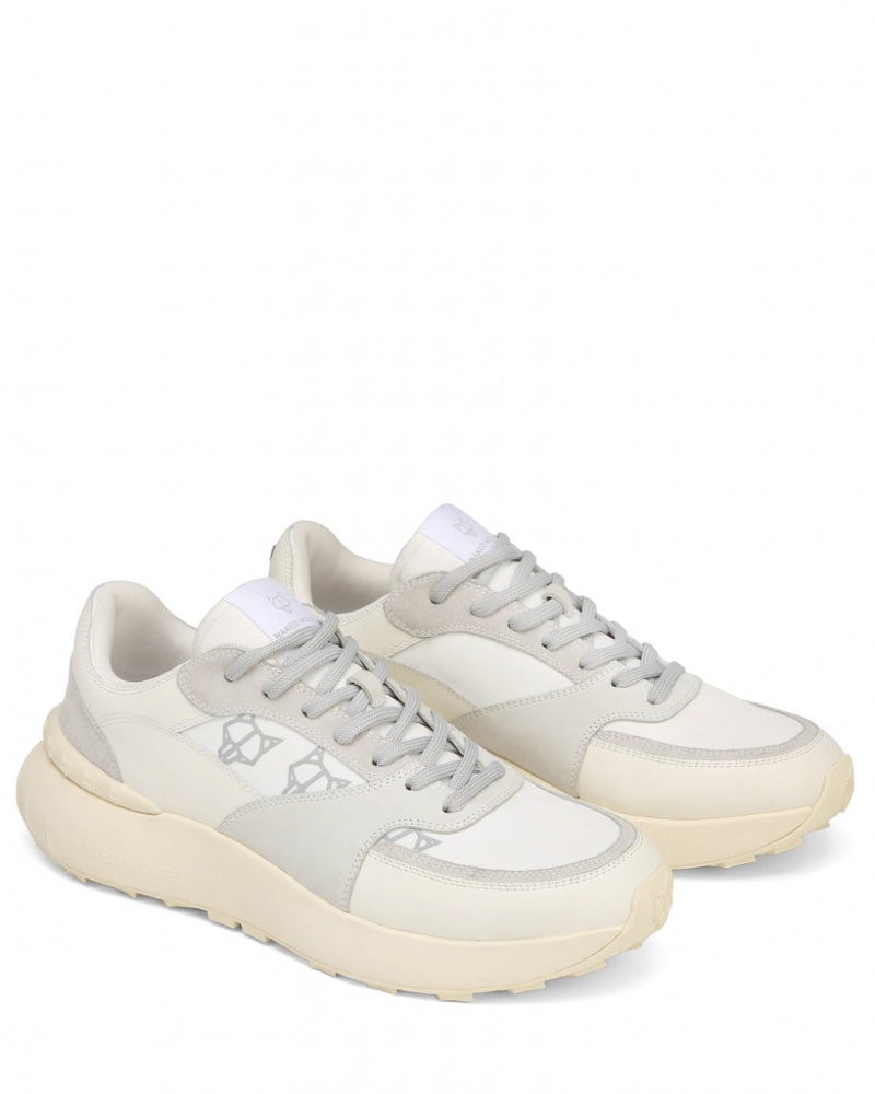 Naked Wolfe Dart Men's Sneakers White UK | A9P-6012